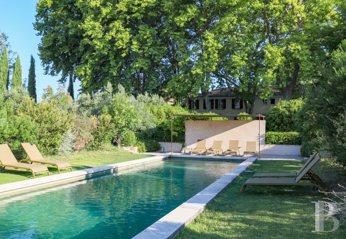 A house dedicated to holiday stays in the heart of a wine estate, south-east of Cairanne, in Vaucluse - photo  n°2